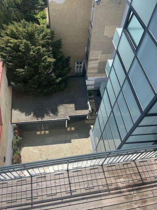 Grosszuegiges Dachterrassen-appartment Mit Klimaanlage Und Wunderbarem Ausblick Appartamento *